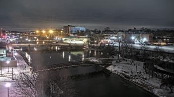 Weather camera view of City of Elgin.