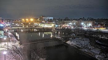 Weather camera view of City of Elgin.