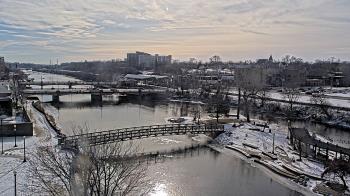 Weather camera view of City of Elgin.