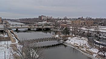 Weather camera view of City of Elgin.