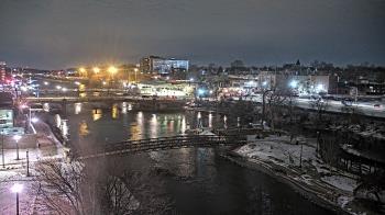 Weather camera view of City of Elgin.