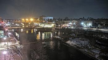 Weather camera view of City of Elgin.