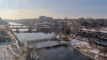 Weather camera view of City of Elgin.