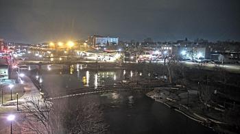 Weather camera view of City of Elgin.