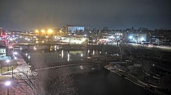 Weather camera view of City of Elgin.