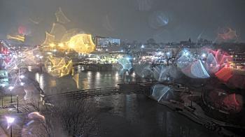 Weather camera view of City of Elgin.