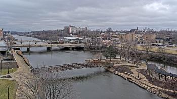 Weather camera view of City of Elgin.