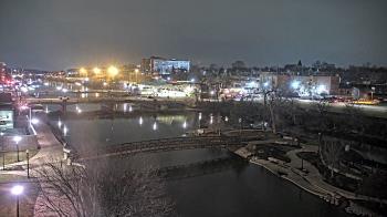 Weather camera view of City of Elgin.