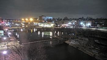 Weather camera view of City of Elgin.