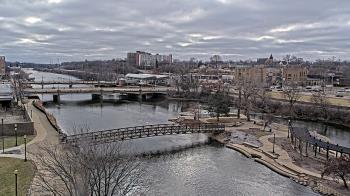 Weather camera view of City of Elgin.