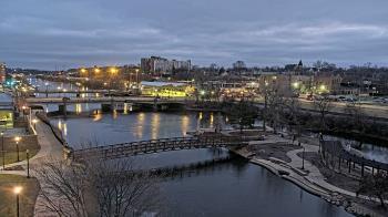 Weather camera view of City of Elgin.