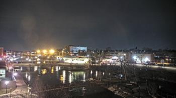 Weather camera view of City of Elgin.