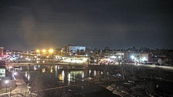 Weather camera view of City of Elgin.