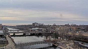 Weather camera view of City of Elgin.