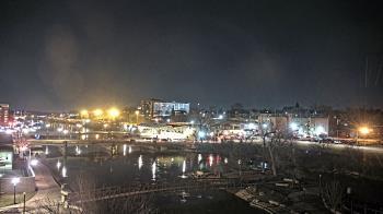 Weather camera view of City of Elgin.