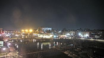 Weather camera view of City of Elgin.