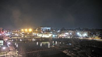 Weather camera view of City of Elgin.