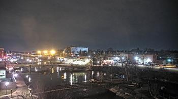 Weather camera view of City of Elgin.