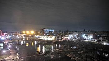 Weather camera view of City of Elgin.