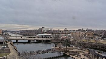 Weather camera view of City of Elgin.