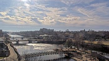 Weather camera view of City of Elgin.