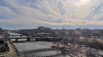 Weather camera view of City of Elgin.