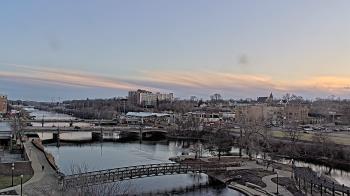 Weather camera view of City of Elgin.