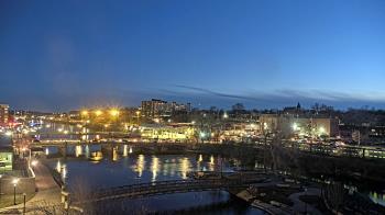 Weather camera view of City of Elgin.