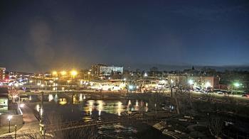 Weather camera view of City of Elgin.