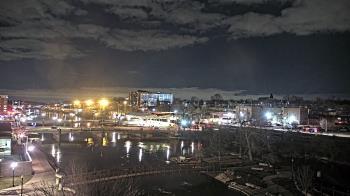 Weather camera view of City of Elgin.