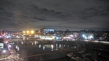 Weather camera view of City of Elgin.