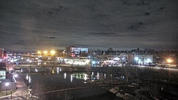 Weather camera view of City of Elgin.