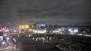 Weather camera view of City of Elgin.