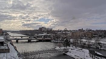 Weather camera view of City of Elgin.