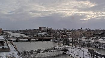 Weather camera view of City of Elgin.