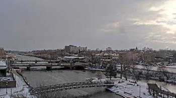 Weather camera view of City of Elgin.