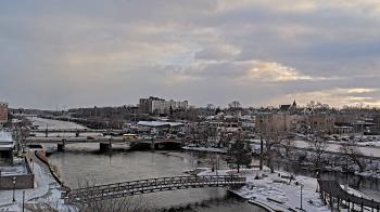 Weather camera view of City of Elgin.