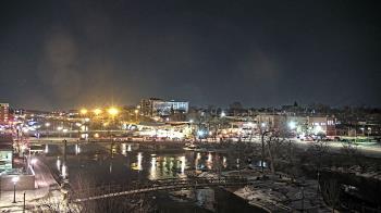 Weather camera view of City of Elgin.