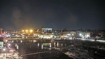 Weather camera view of City of Elgin.