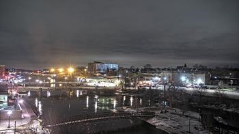 Weather camera view of City of Elgin.