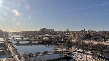 Weather camera view of City of Elgin.