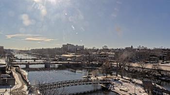 Weather camera view of City of Elgin.