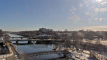 Weather camera view of City of Elgin.