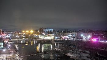 Weather camera view of City of Elgin.