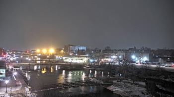 Weather camera view of City of Elgin.