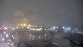 Weather camera view of City of Elgin.