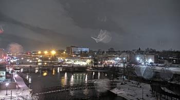 Weather camera view of City of Elgin.