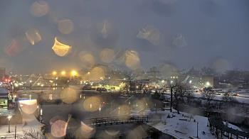 Weather camera view of City of Elgin.