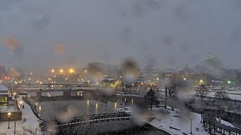 Weather camera view of City of Elgin.