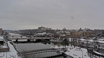 Weather camera view of City of Elgin.